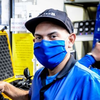 United Gesichtsmaske - Foto United Airlines